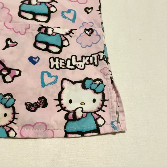 Hello Kitty Pink Scrub Top Tshirt Women’s Size Small - Picture 8 of 15